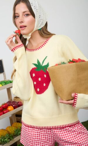 Suéter de punto con motivo de fresa y costura en contraste