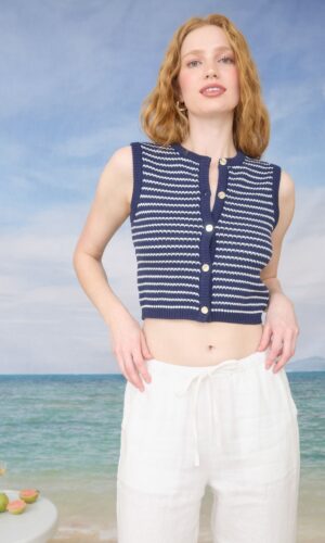 Chaleco de punto con botones y patrón de rayas